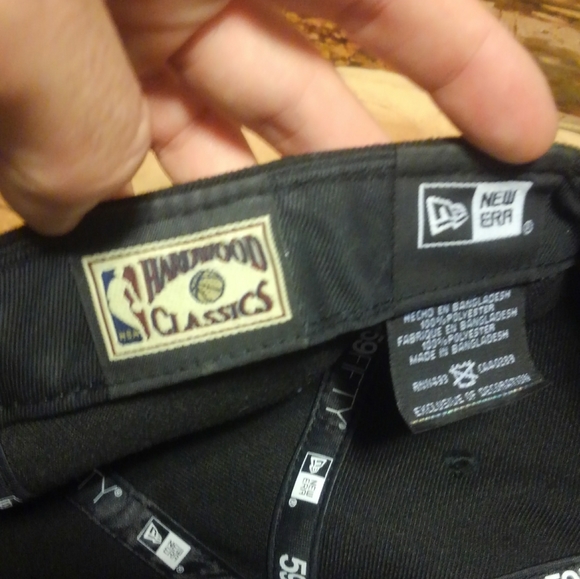 🏀 CAVS New Era Fitted Hat Cap Cleveland Cavaliers - Picture 9 of 16